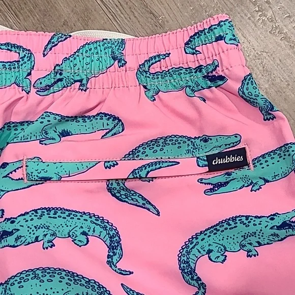 Chubbies Zipper Back Pocket Alligator Swim Trunks Size Large